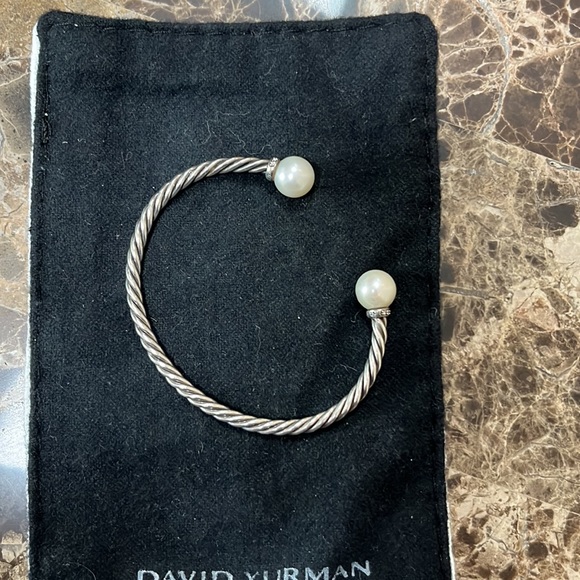 David Yurman 18K white gold diamond and pearl cuff bracelet - Picture 4 of 6